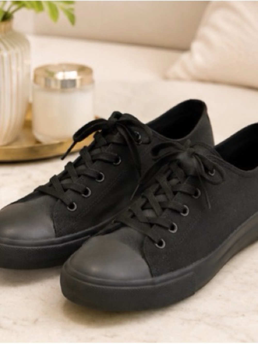 Womans NEW - Black Low-Top Canvas Sneakers - Classic Casual Shoes